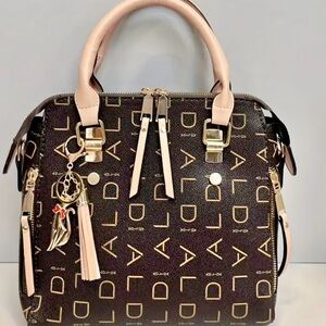 NWOT-Contemporary Fashion Top Handle/Satchel Bag–Classic Crossbody/ Shoulder Bag